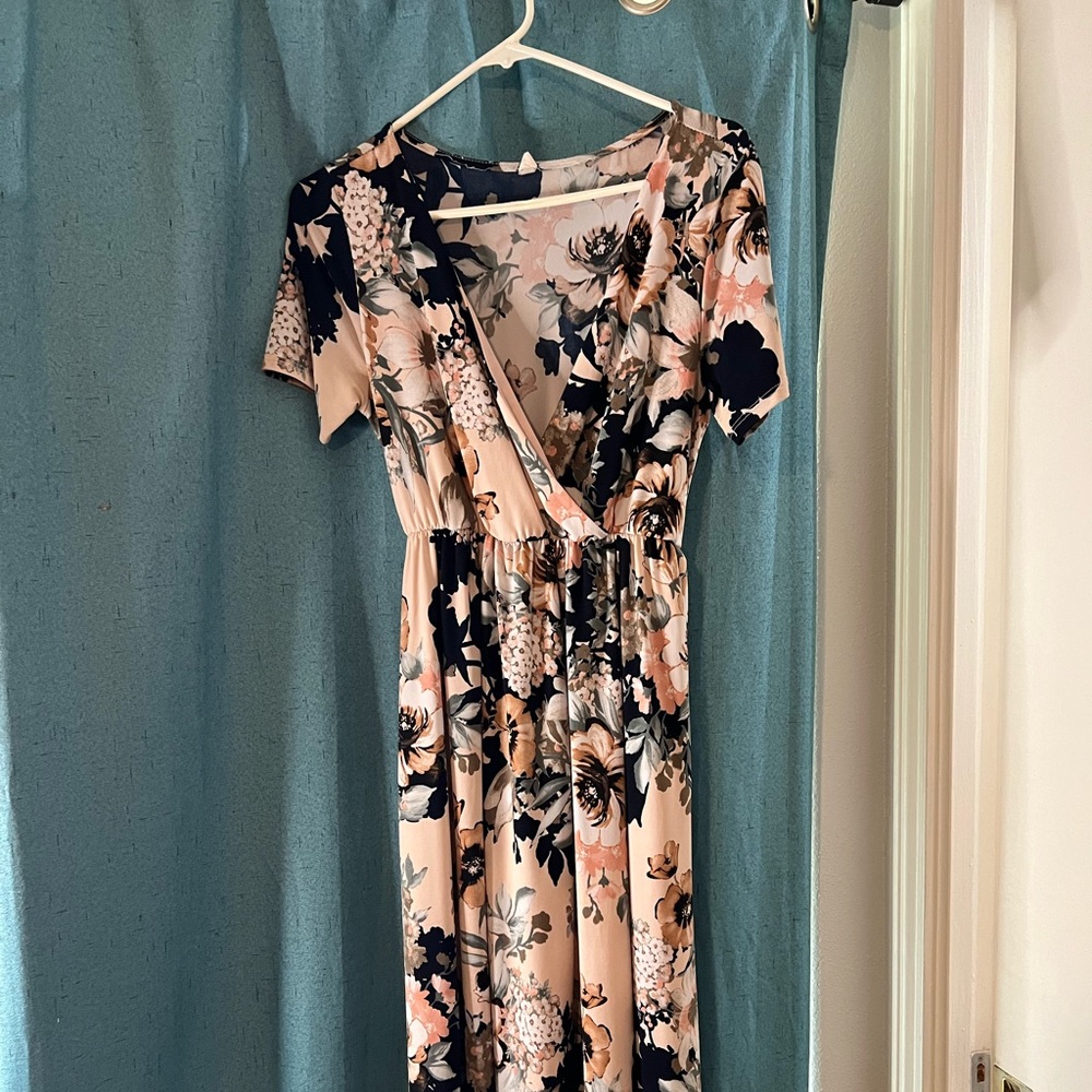 Pink Blush Maternity/Nursing Dress Size Large